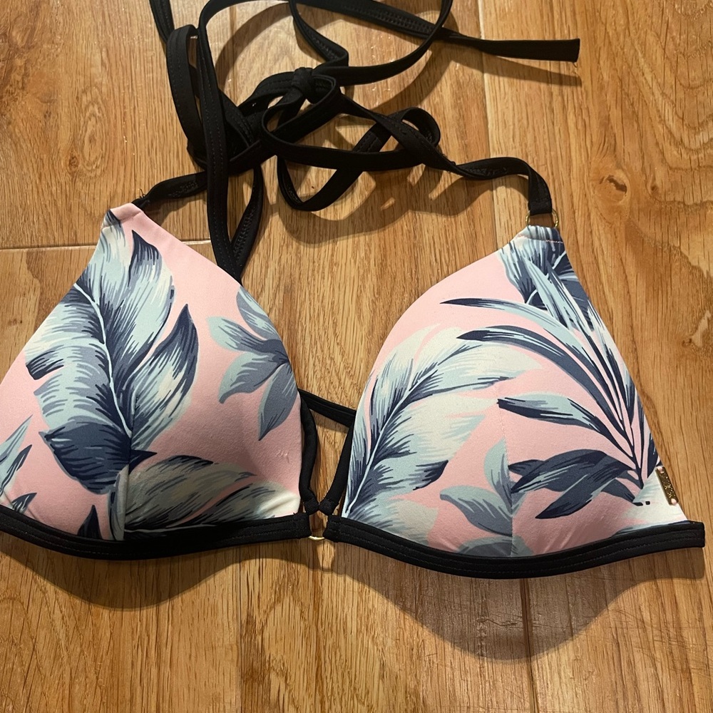 PINK swim too